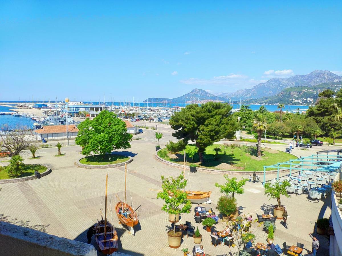 Apartman La Siesta Бар Экстерьер фото